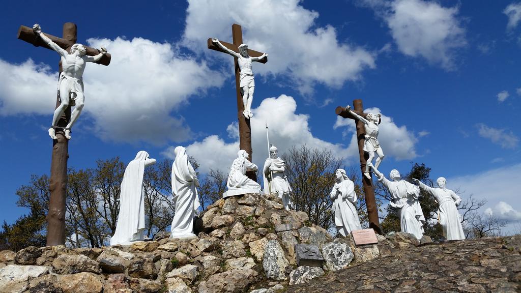 Auberge Du Calvaire Pontchâteau المظهر الخارجي الصورة